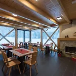 Lajnar 3*