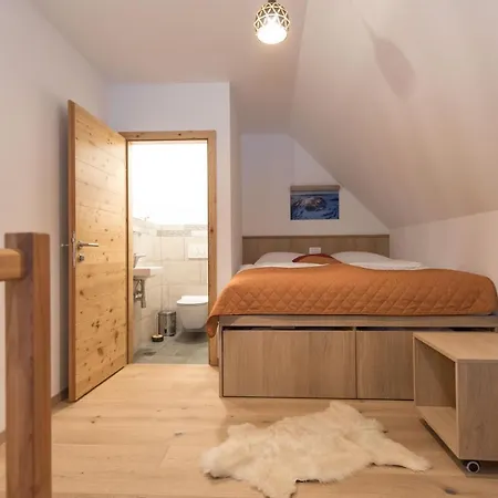 Hotel Lajnar Zgornja Sorica