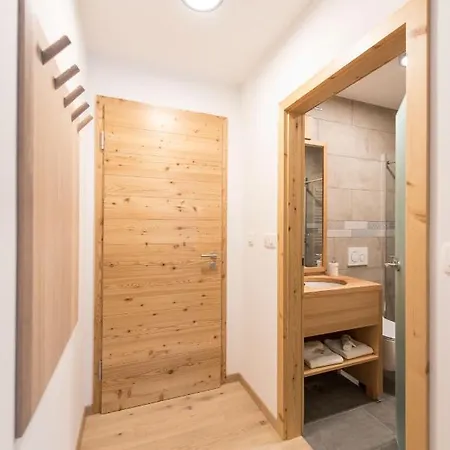 Lajnar Zgornja Sorica