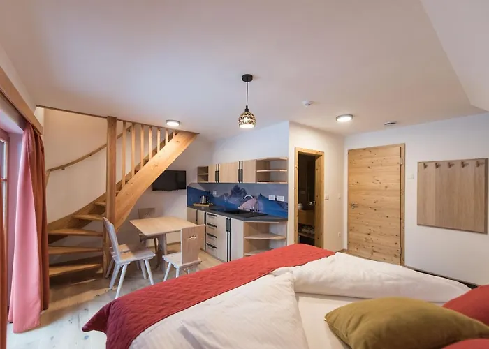 Lajnar 3* Zgornja Sorica